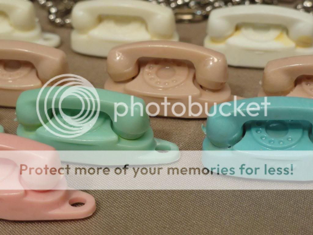 vtg lot of 25 the princess phone key chains rings new old stock